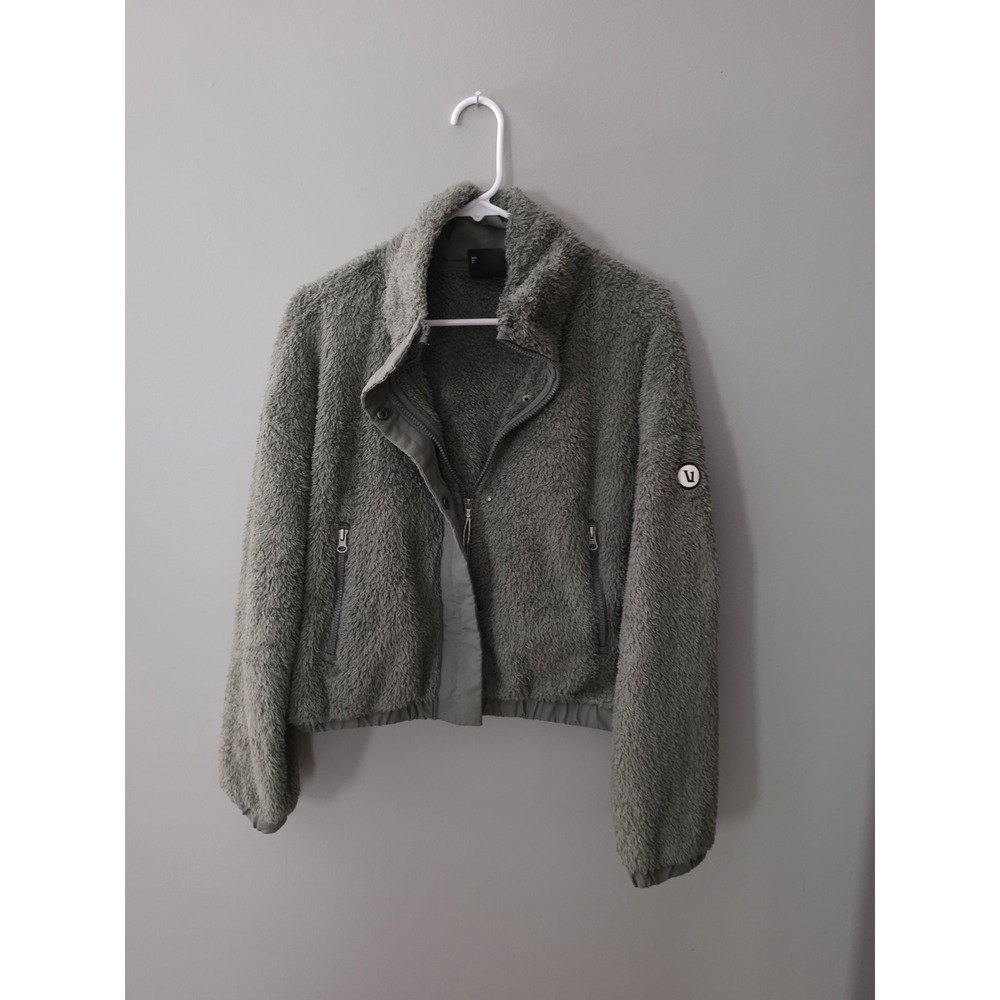 Vuori Alpine Sherpa Jacket Womens Medium Sage Green Full Zip Fleece Funnel Neck